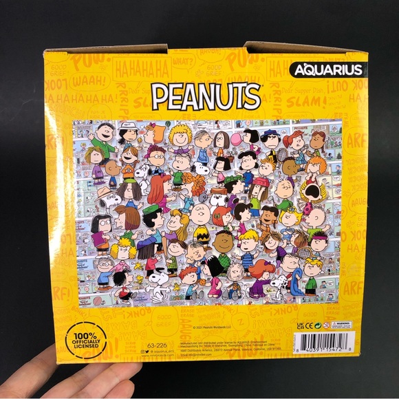 Challenge yourself with 3000 Pieces Puzzle PEANUTS Aquarius Size 32in x 45in - Picture 3 of 4